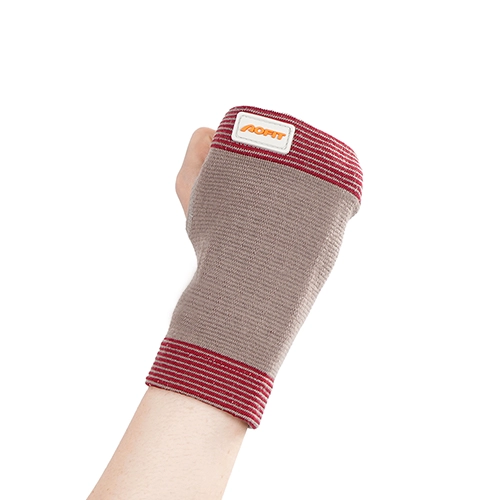 Carpal Tunnel Wrist Sleeve - Image 4